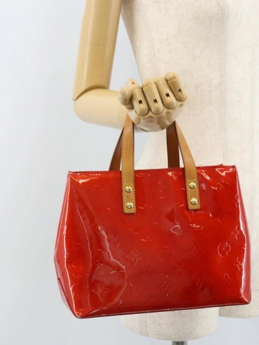 LOUIS VUITTON Monogram Vernis Reade PM Hand Bag Red Rouge